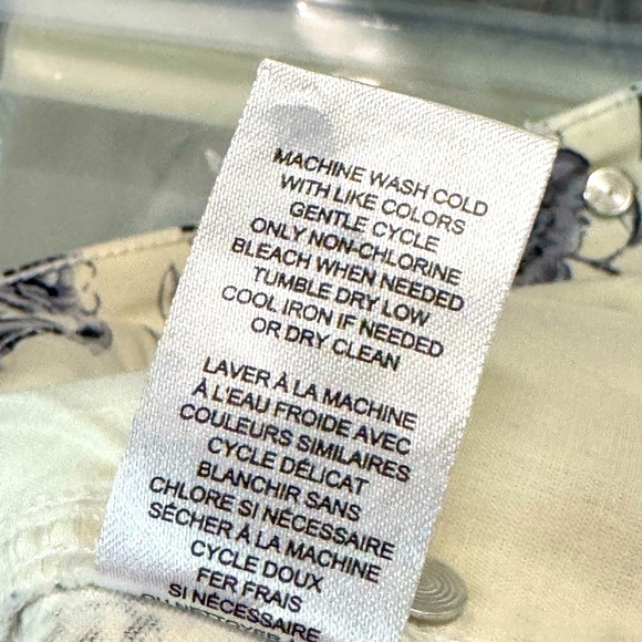 Workshop Republic Clothing Floral Denim Shorts size small NWT - Picture 9 of 10